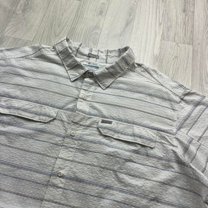 VINTAGE Y2K COLUMBIA STRIPED SHORT SLEEVE SHIRT WHITE