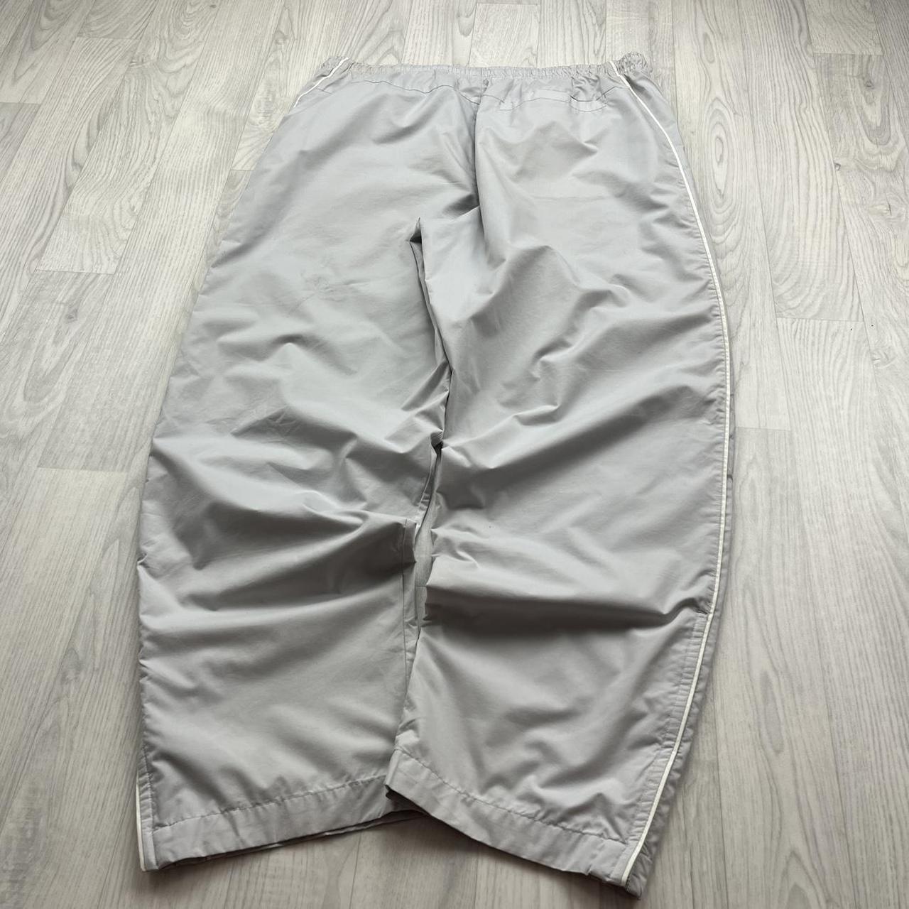 VINTAGE Y2K NIKE BAGGY TRACKSUIT BOTTOMS GREY