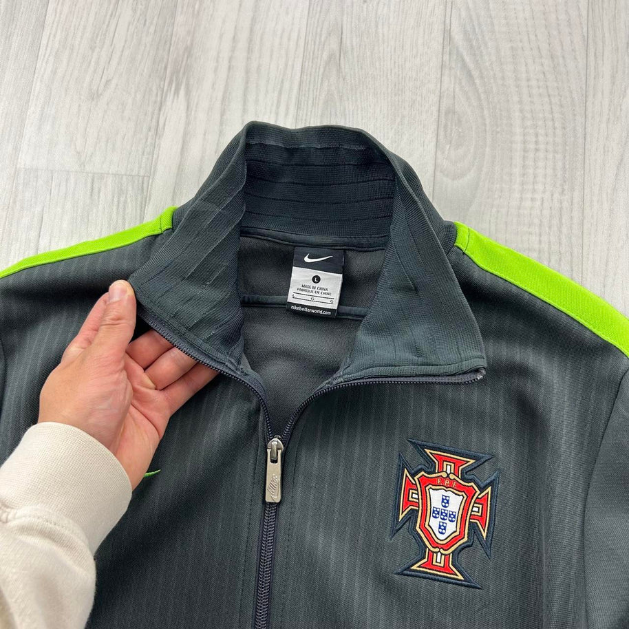 2012/13 NIKE PORTUGAL FOOTBALL TRACK JACKET GREY / GREEN