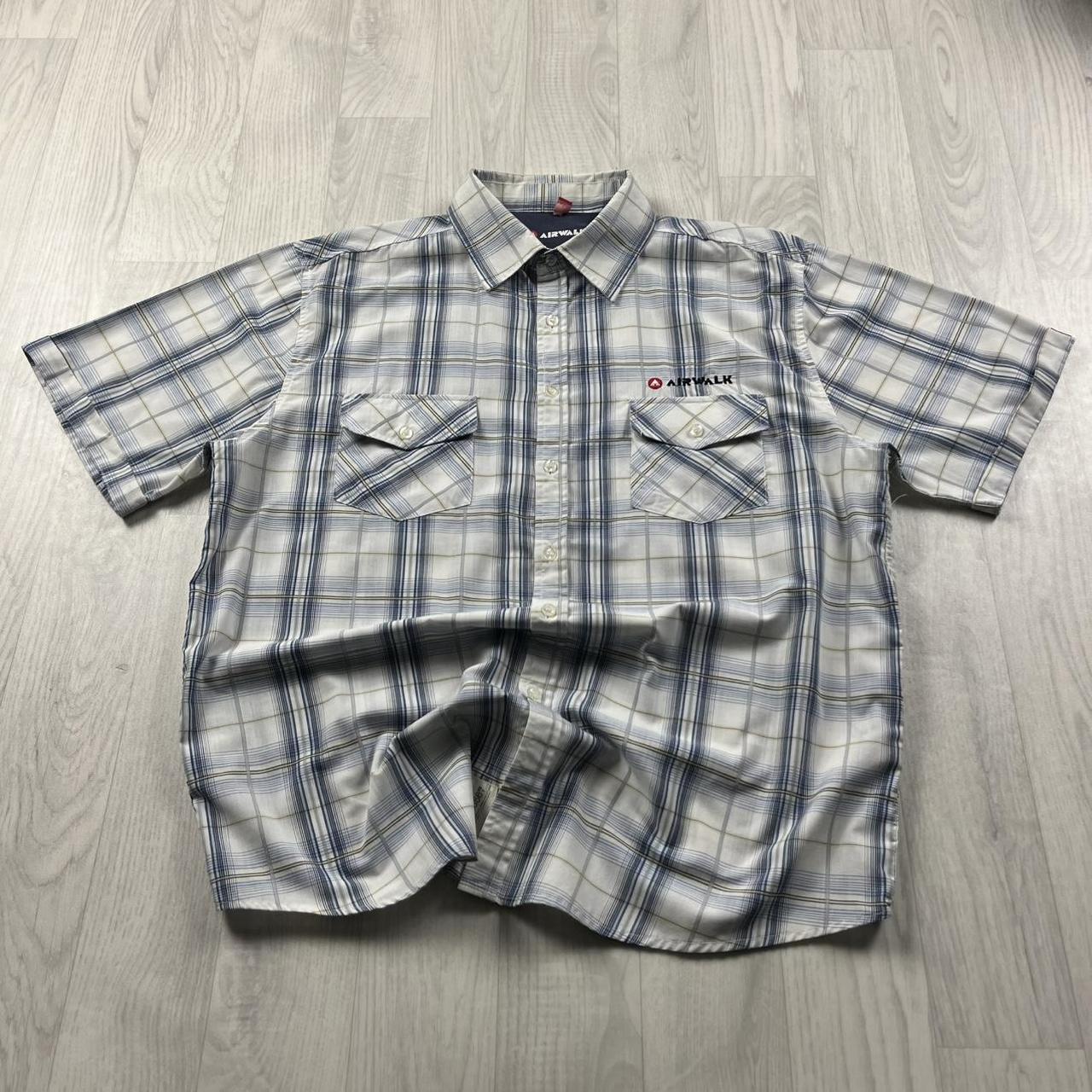 VINTAGE Y2K AIRWALK CHECKERED SHORT SLEEVE SHIRT WHITE
