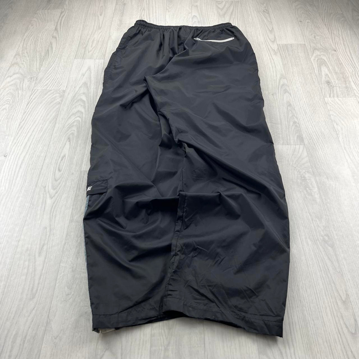 VINTAGE 90s NIKE BAGGY TRACKSUIT BOTTOMS BLACK KHAKI