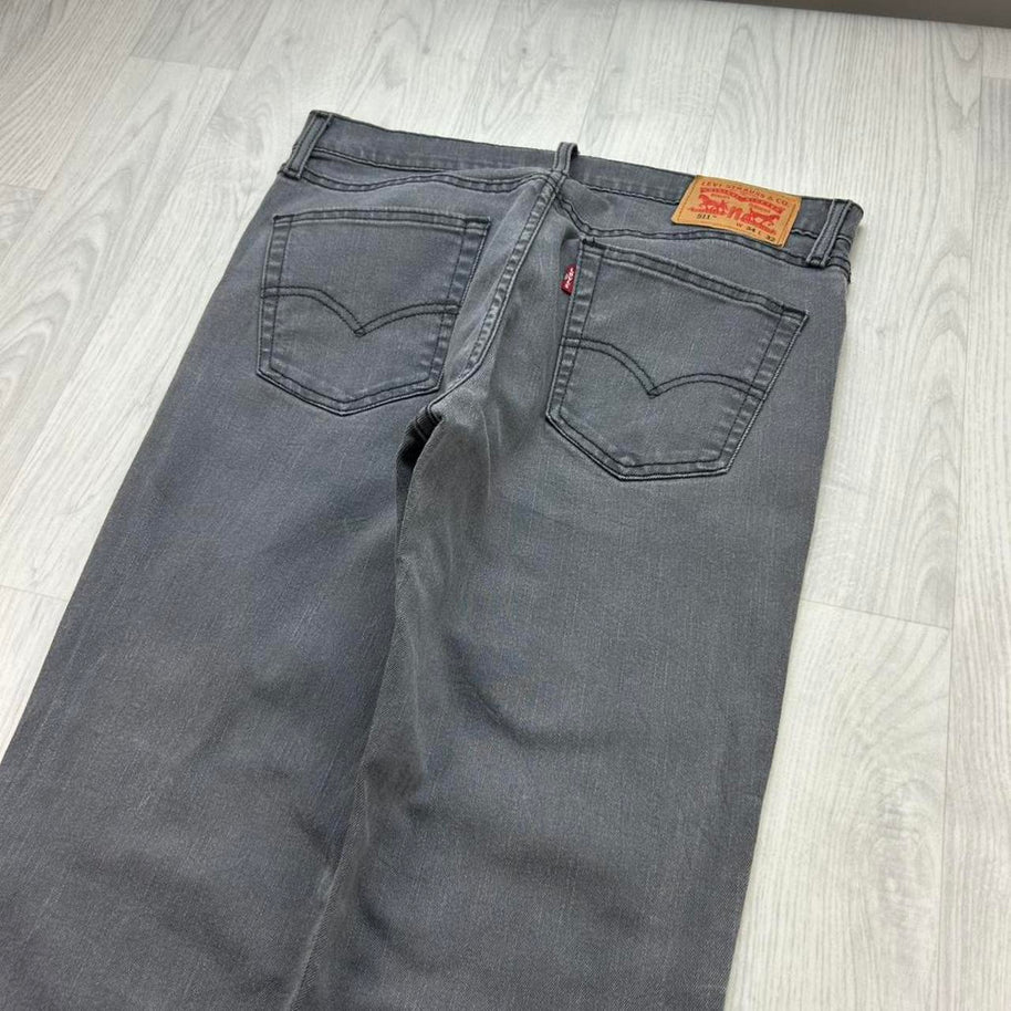 VINTAGE LEVIS 511 JEANS GREY