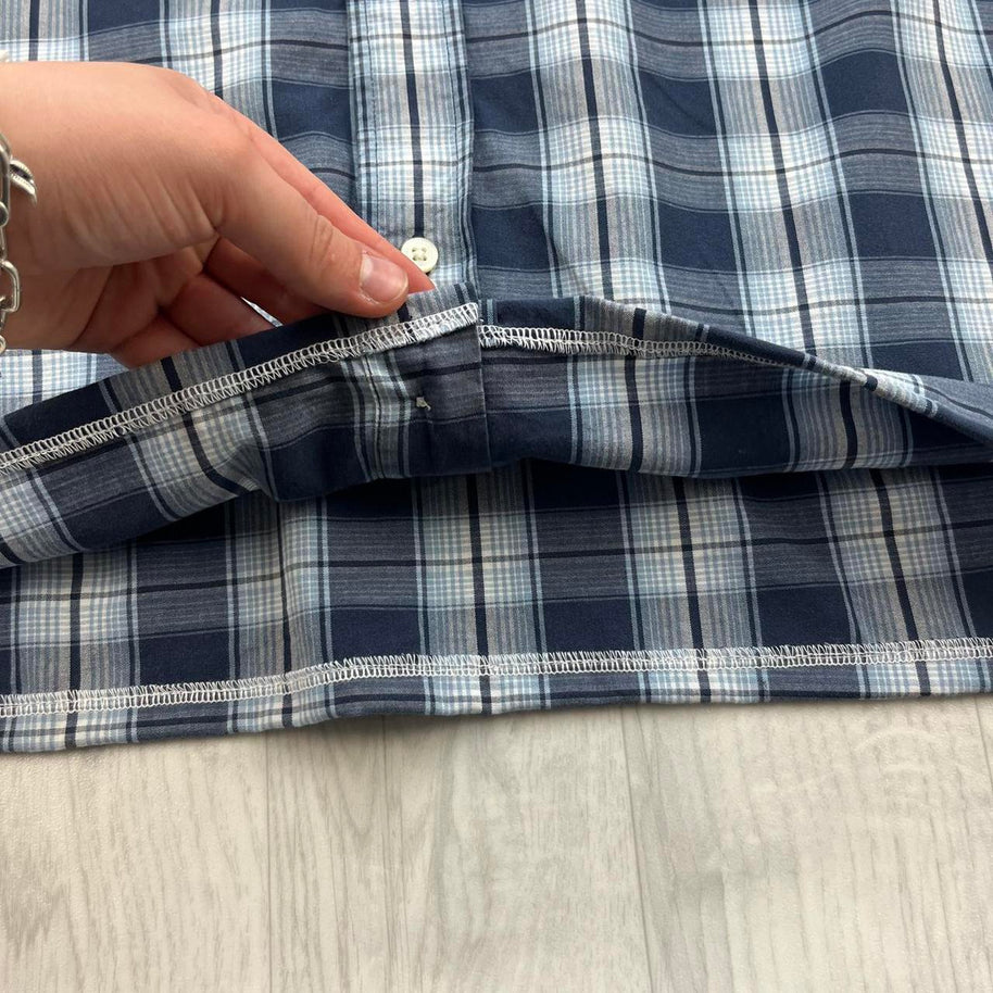 VINTAGE 00s GAP CHECKERED CROPPED SHORT SLEEVE BUTTON UP SHIRT NAVY BLUE