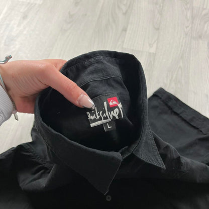 VINTAGE Y2K QUIKSILVER SHORT SLEEVE SHIRT BLACK