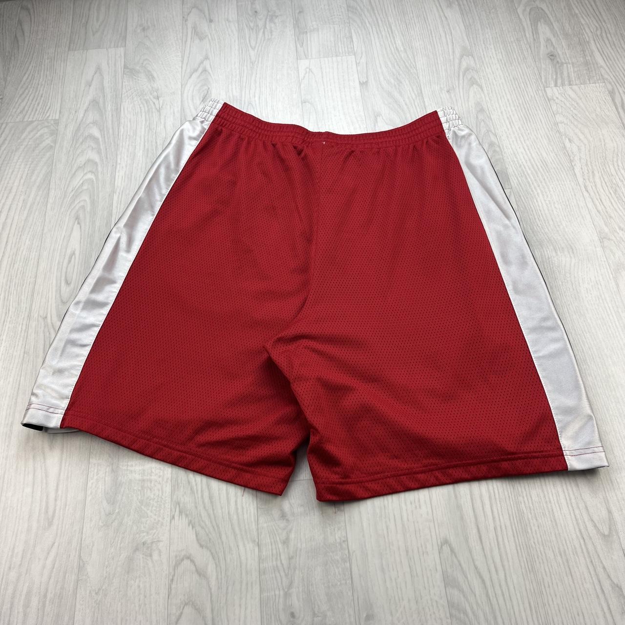 VINTAGE Y2K NIKE BAGGY BASKETBALL SPORT SHORTS RED