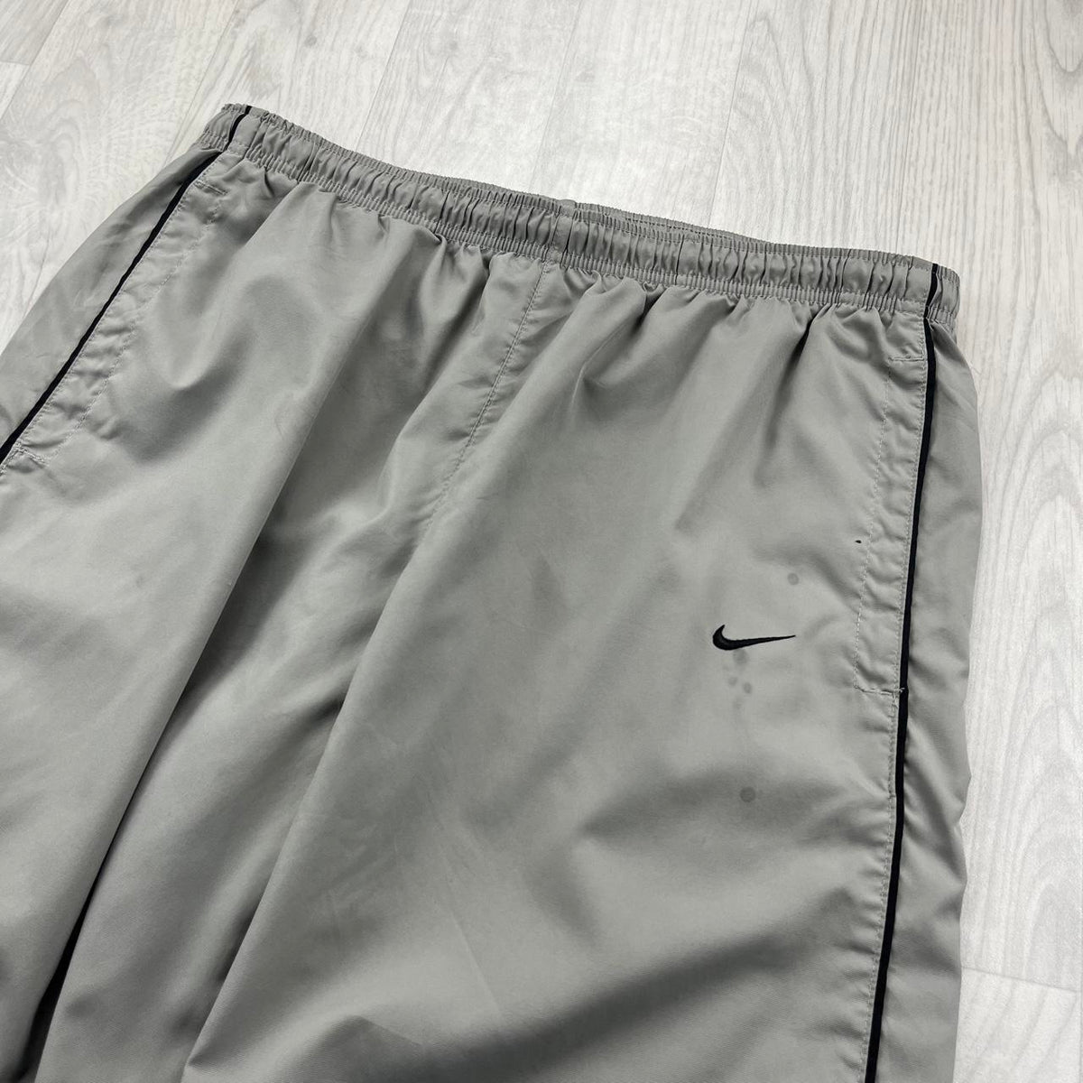 VINTAGE Y2K NIKE BAGGY TRACKSUIT BOTTOMS GREY