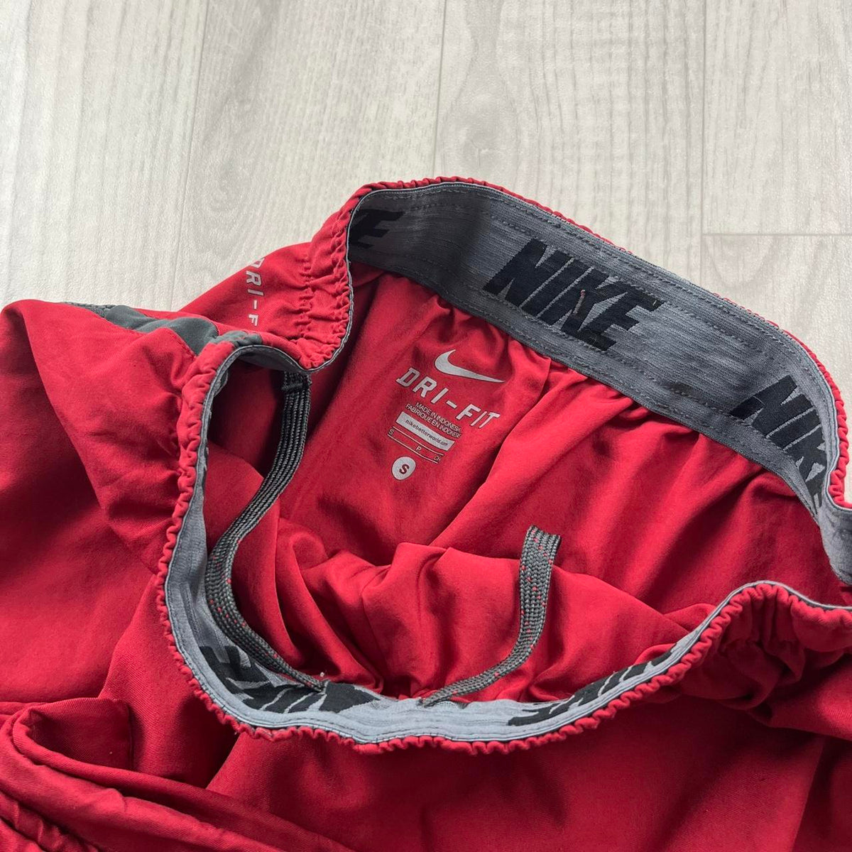 VINTAGE Y2K NIKE LOOSE TRACKSUIT BOTTOMS RED