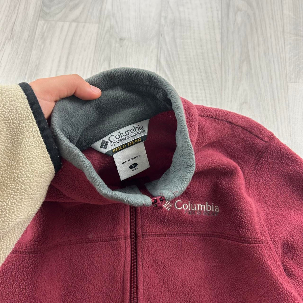 VINTAGE Y2K COLUMBIA ZIP UP FLEECE JACKET RED