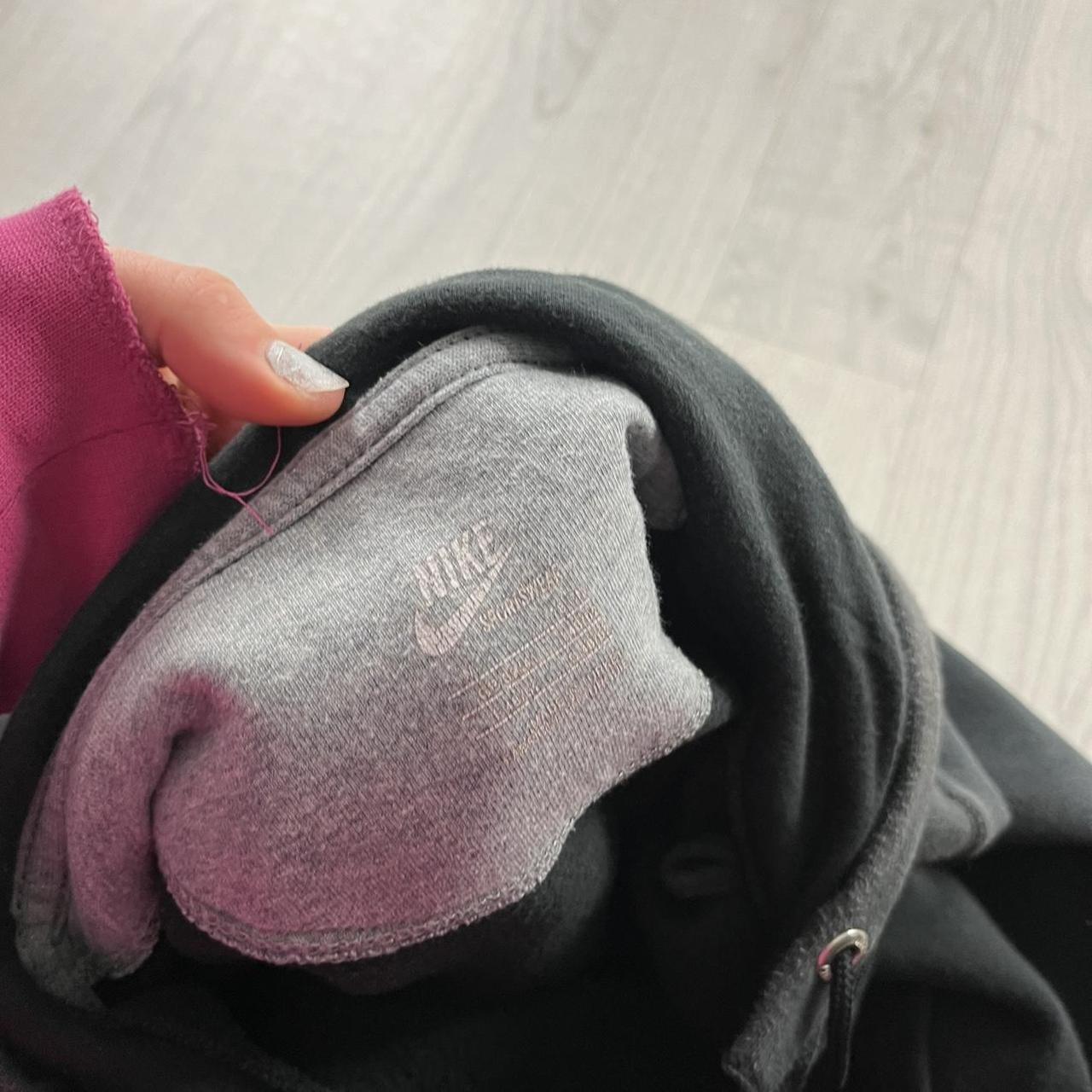 VINTAGE Y2K NIKE HOODIE BLACK