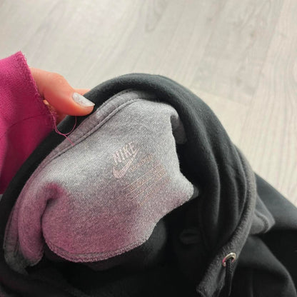 VINTAGE Y2K NIKE HOODIE BLACK