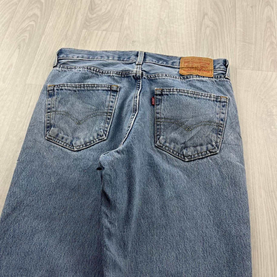 VINTAGE 00s LEVIS 550 BAGGY JEANS BLUE