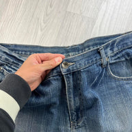 VINTAGE Y2K BAGGY DENIM SKATER JORTS BLUE