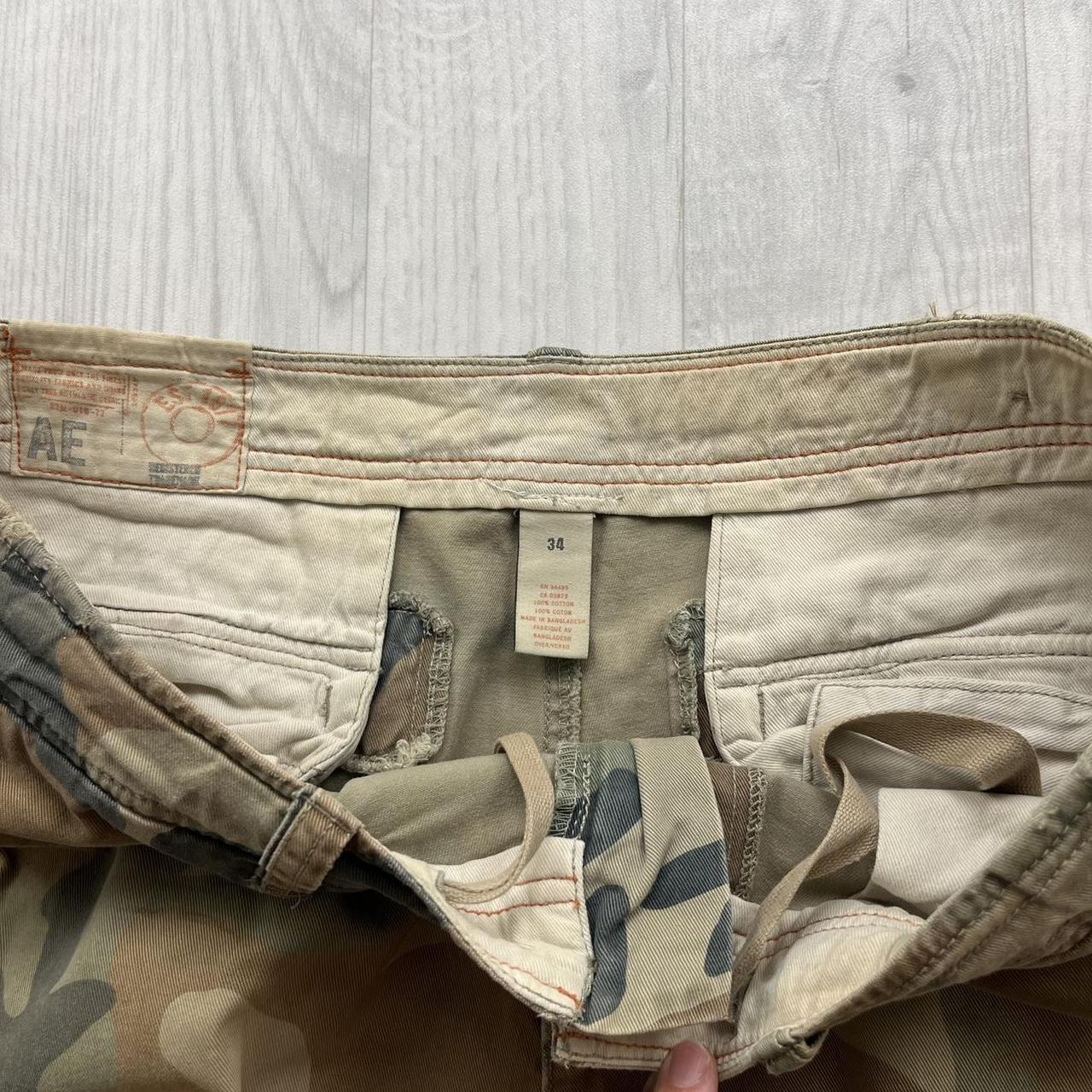 VINTAGE Y2K BAGGY CAMO CARGO SHORTS