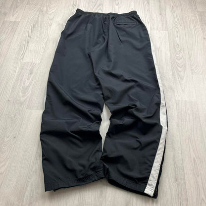 VINTAGE Y2K NIKE SIDE STRIPE BAGGY TRACKSUIT BOTTOMS BLACK