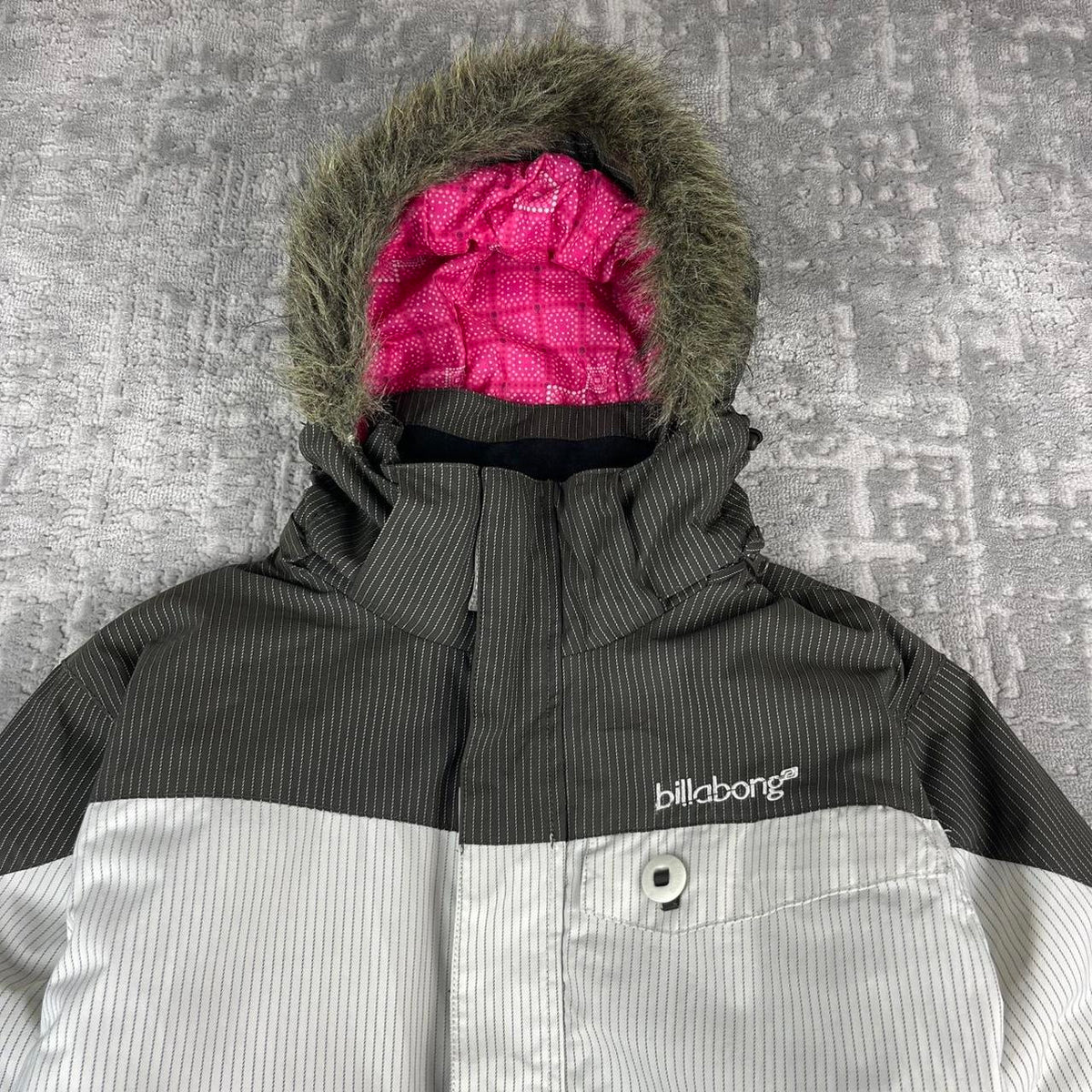 VINTAGE Y2K BILLABONG PIN STRIPE FUR HOOD KI JACKET BROWN / WHITE
