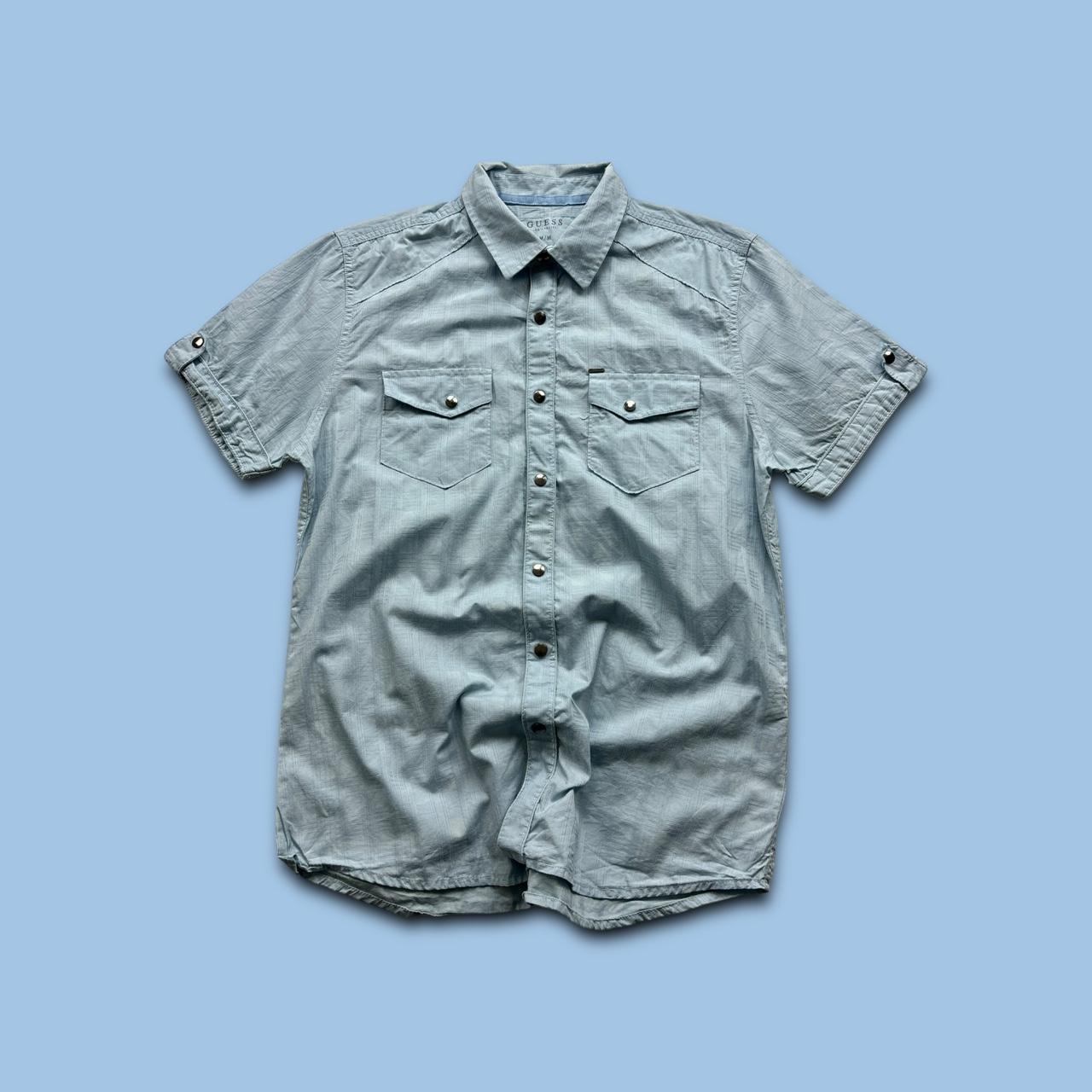 VINTAGE Y2K GUESS SHORT SLEEVE SHIRT LIGHT BLUE