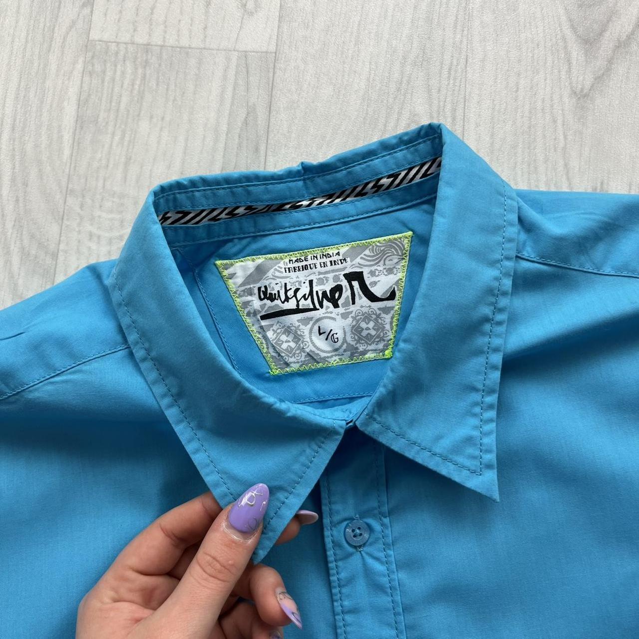 VINTAGE Y2K QUIKSILVER SHORT SLEEVE SHIRT BLUE