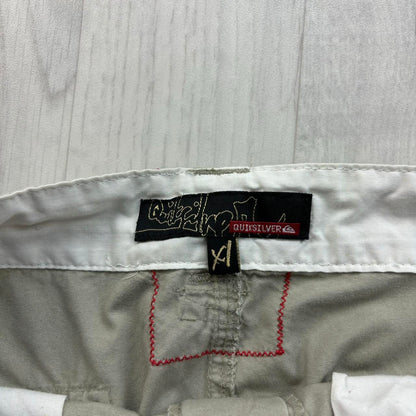 VINTAGE Y2K QUIKSILVER LONG BAGGY SHORTS CREAM