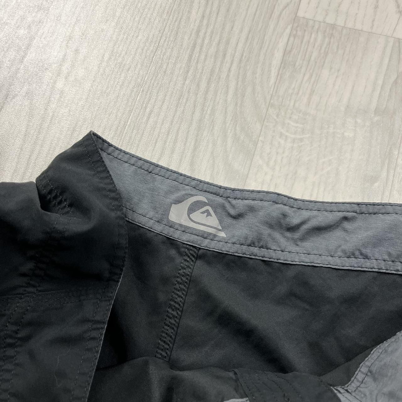 VINTAGE Y2K QUIKSILVER BAGGY LOOSE BOARD SURF SHORTS BLACK