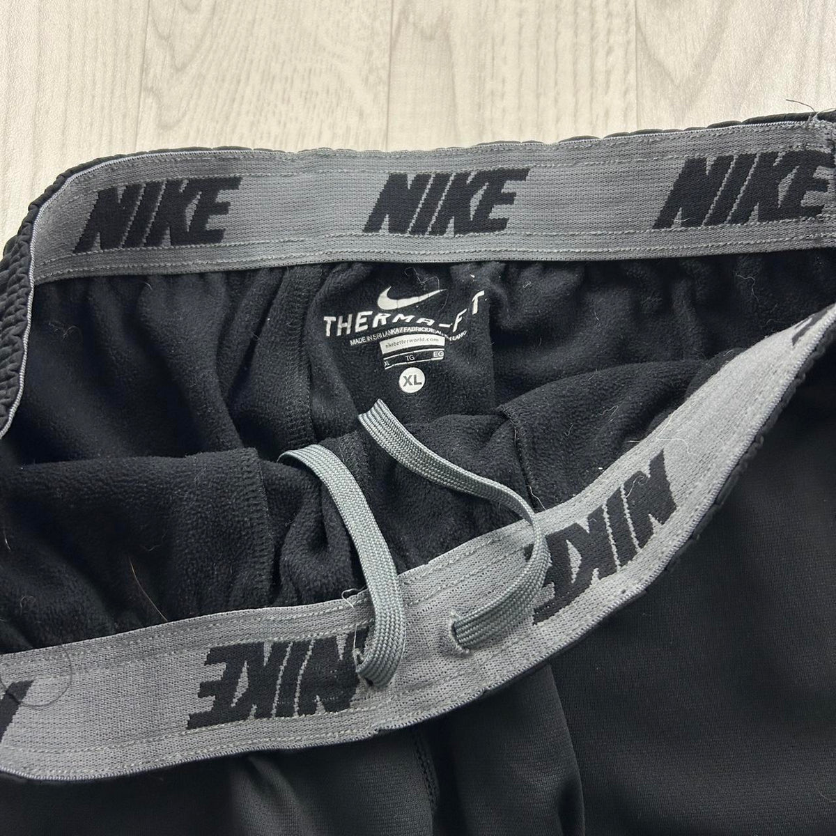VINTAGE Y2K NIKE BAGGY THERMA FIT TRACKSUIT BOTTOMS BLACK