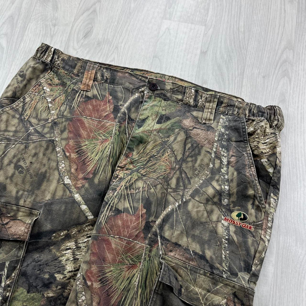 VINTAGE REALTREE MOSSY OAK BAGGY CAMO CARGO PANTS