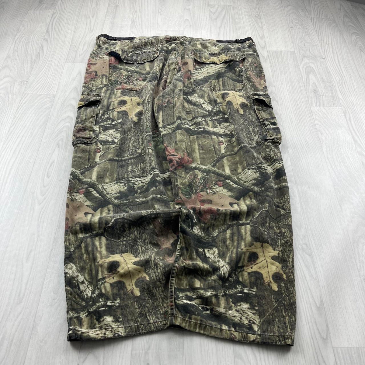 VINTAGE REALTREE BAGGY CAMO CARGO PANTS