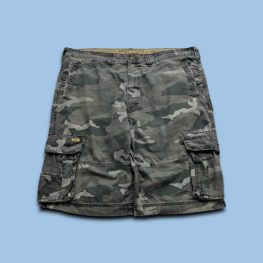 VINTAGE Y2K LEVIS BAGGY CAMO CARGO SHORTS GREY