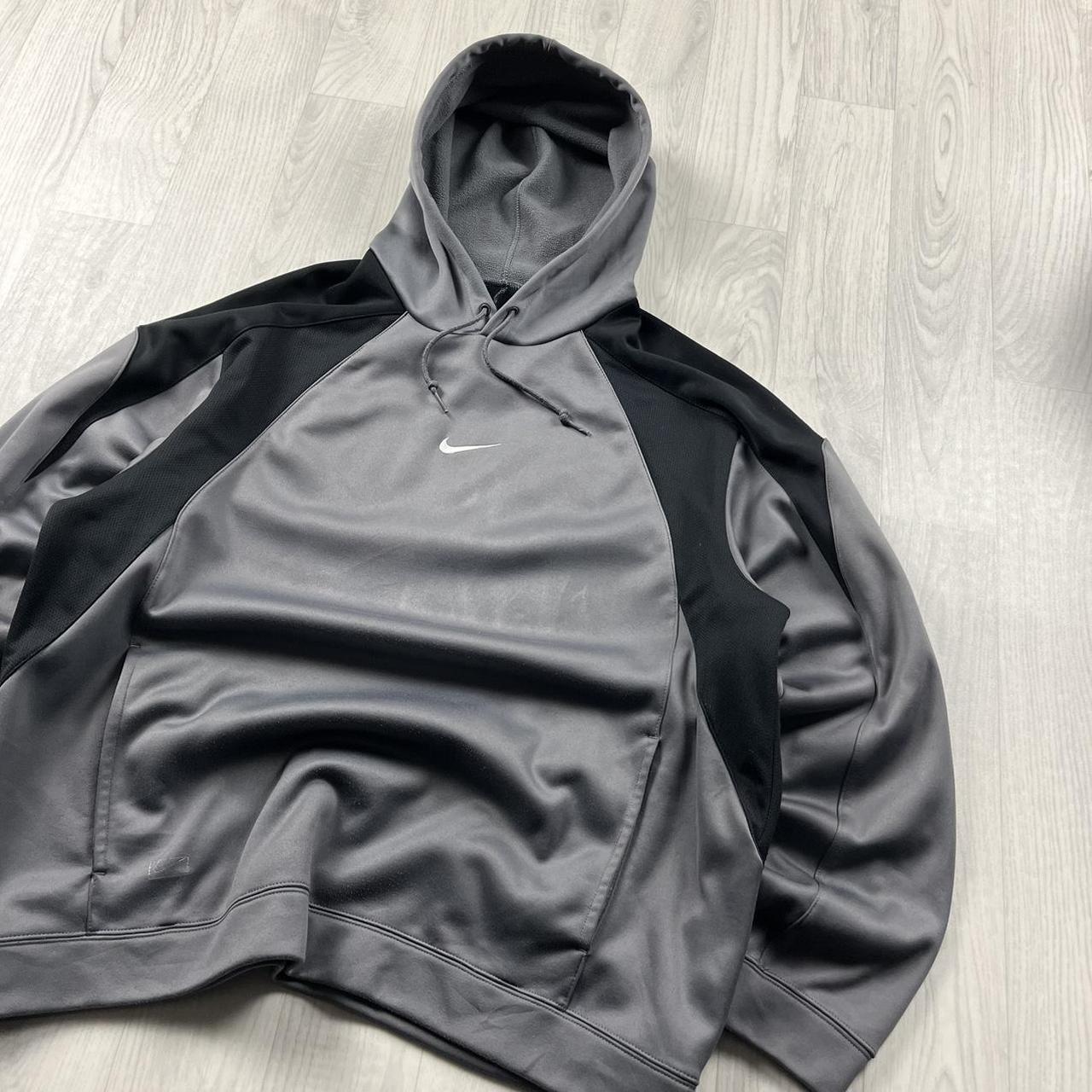 VINTAGE Y2K NIKE HOODIE GREY BLACK