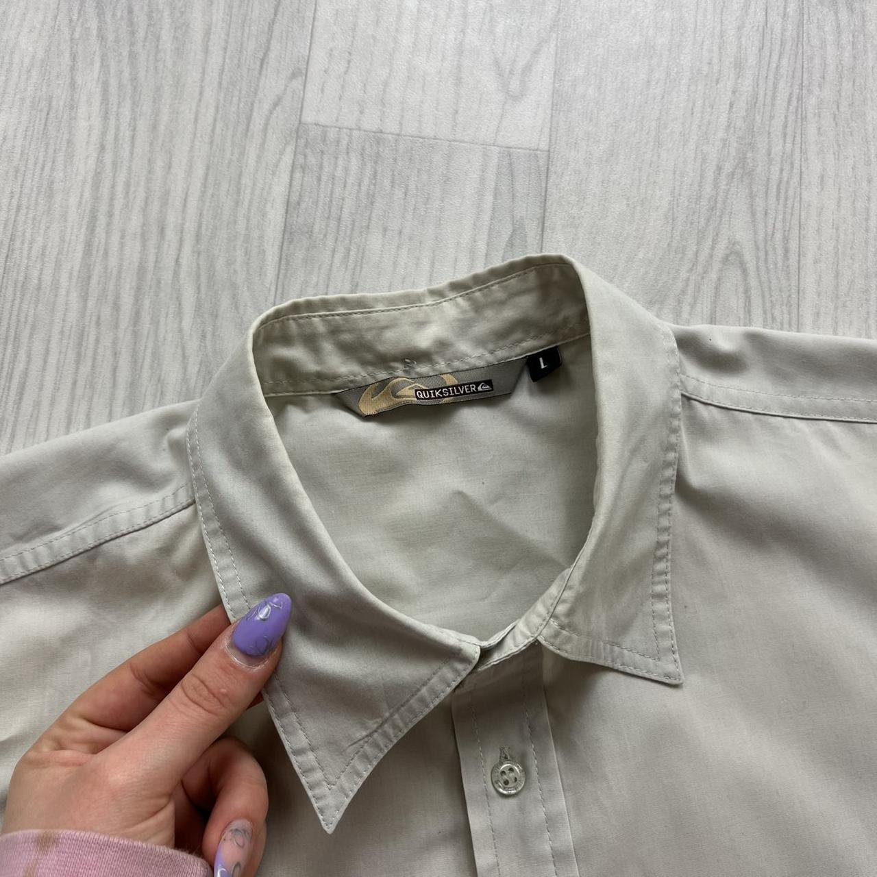 VINTAGE Y2K QUIKSILVER SHORT SLEEVE SHIRT CREAM