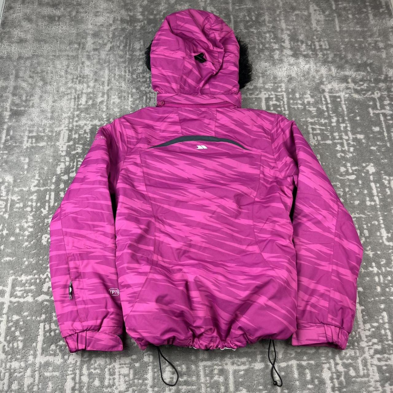 VINTAGE Y2K TRESSPASS CAMO FLUFFY HOOD SKI JACKET PINK