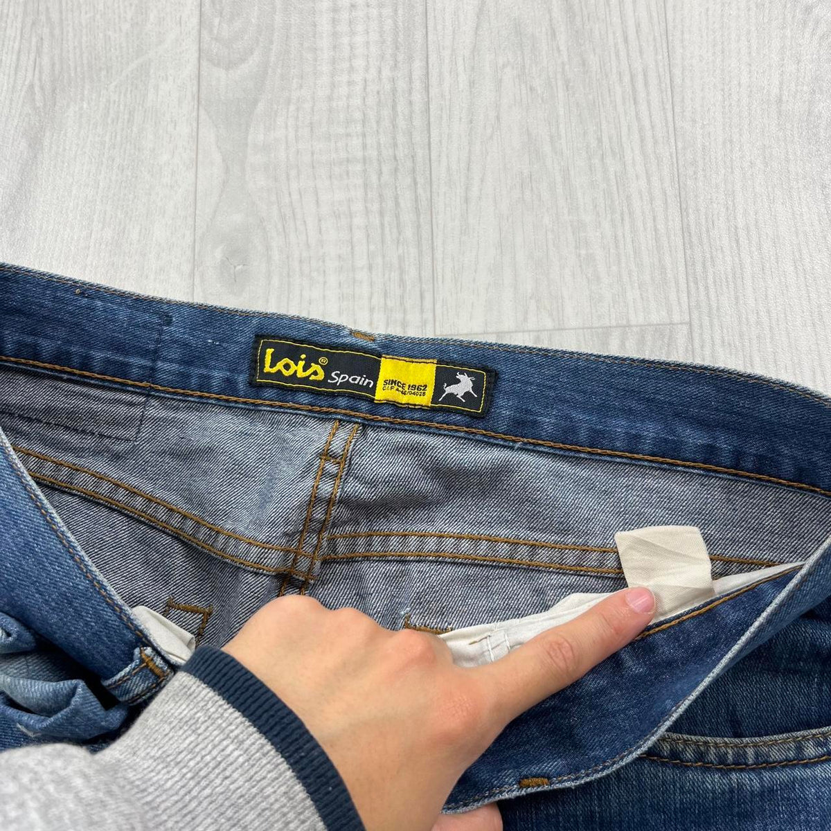 VINTAGE Y2K LOIS BOOTCUT JEANS BLUE