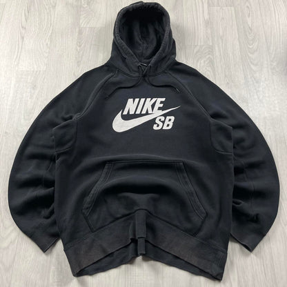 VINTAGE NIKE SB HOODIE BLACK