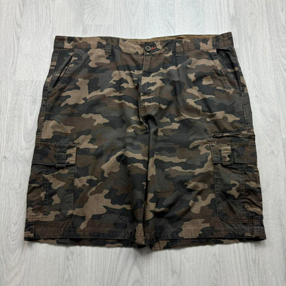 VINTAGE Y2K BURNSIDE BAGGY LOOSE CAMO SHORTS