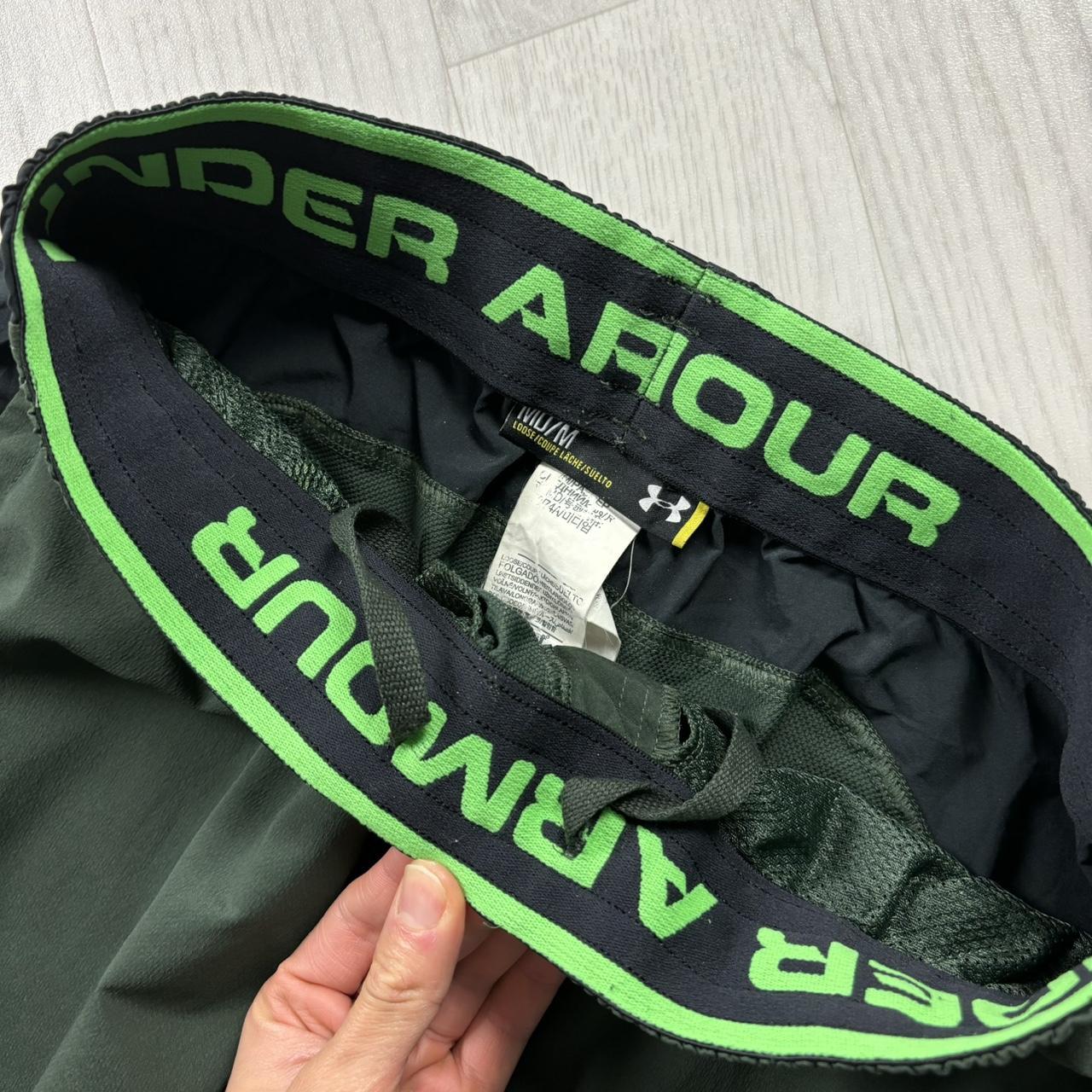 UNDER ARMOUR BAGGY TRACKSUIT BOTTOMS GREEN