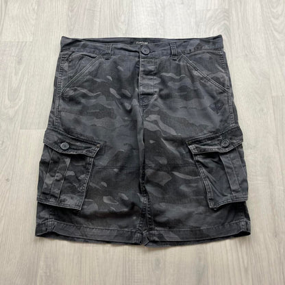 VINTAGE Y2K FIRETRAP BAGGY LOOSE CAMO SHORTS BLACK