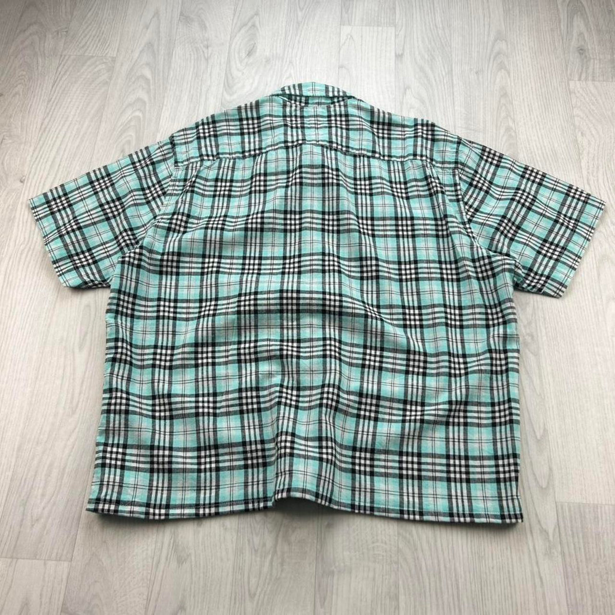 VINTAGE 00s TOMMY HILFIGER CHECKERED CROPPED SHORT SLEEVE BUTTON UP SHIRT BLACK / TURQUOISE
