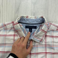 VINTAGE 00s TOMMY HILFIGER CHECKERED CROPPED SHORT SLEEVE BUTTON UP SHIRT WHITE / RED