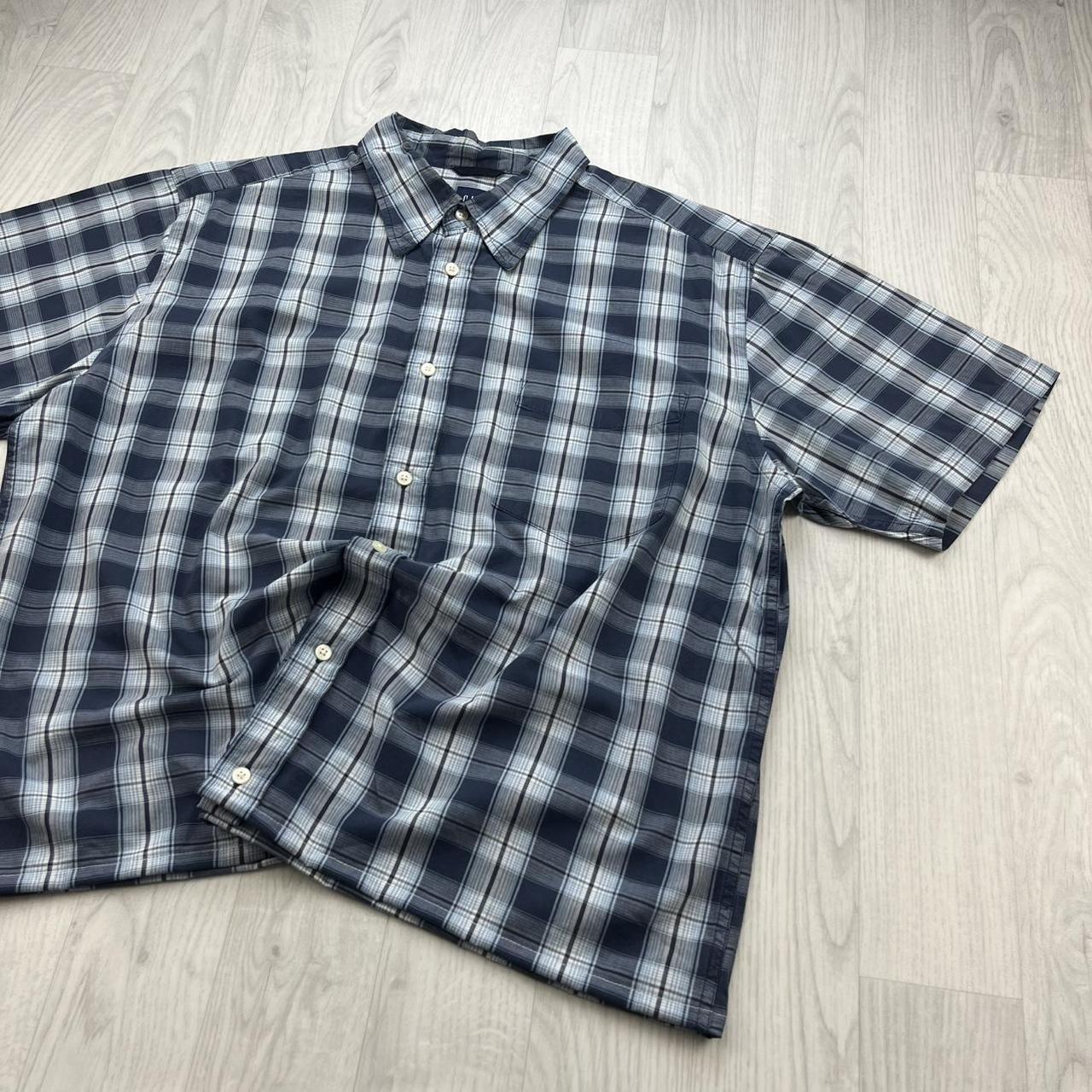 VINTAGE 00s GAP CHECKERED CROPPED SHORT SLEEVE BUTTON UP SHIRT NAVY BLUE