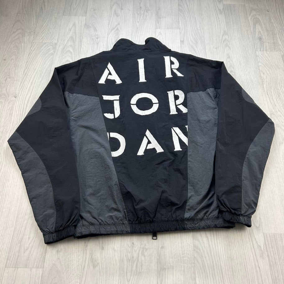 VINTAGE 00s JORDAN WINDBREAKER TRACK JACKET BLACK
