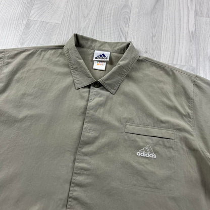 VINTAGE 90s ADIDAS SHORT SLEEVE SHIRT BEIGE