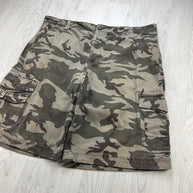 VINTAGE Y2K BAGGY CAMO CARGO SHORTS KHAKI