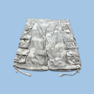 VINTAGE Y2K BAGGY CAMO CARGO SHORTS GREY / WHITE
