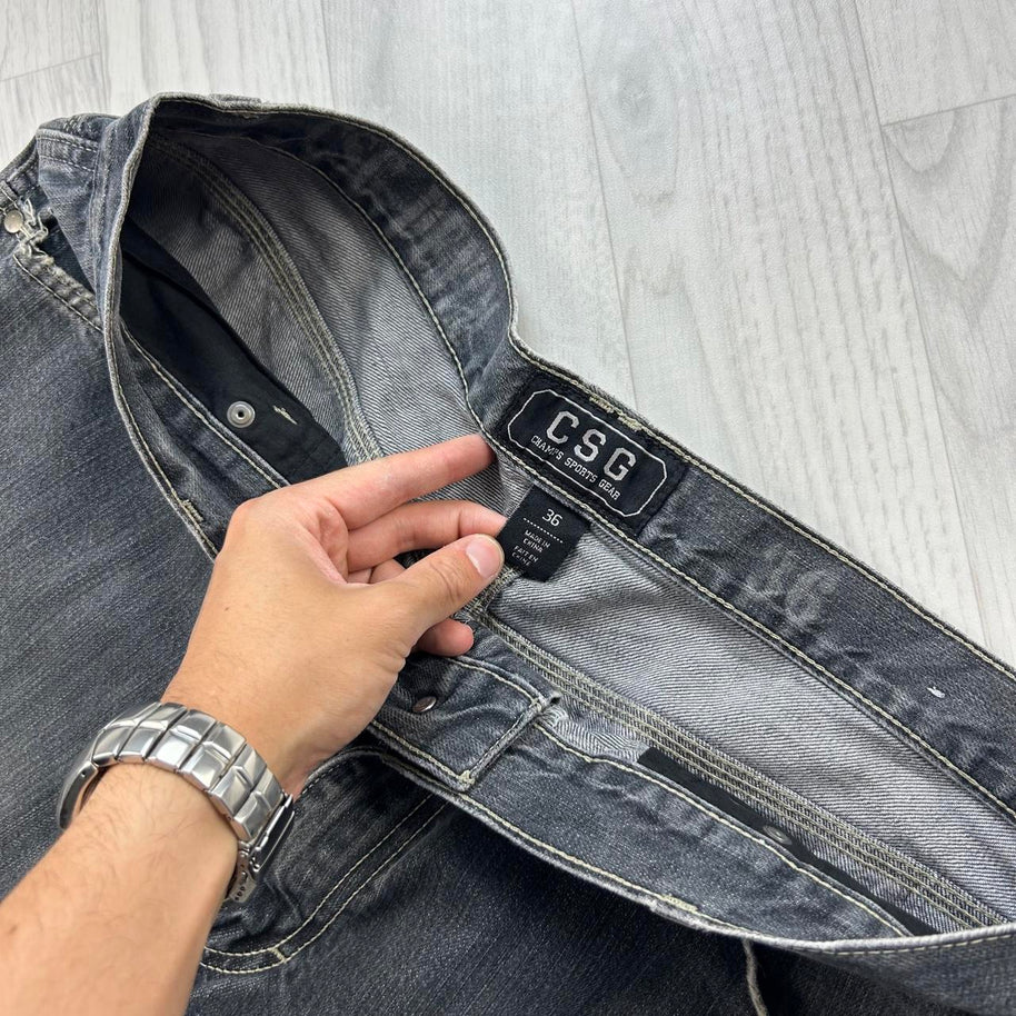 VINTAGE Y2K CSG BAGGY EMBROIDERED JORTS BLACK