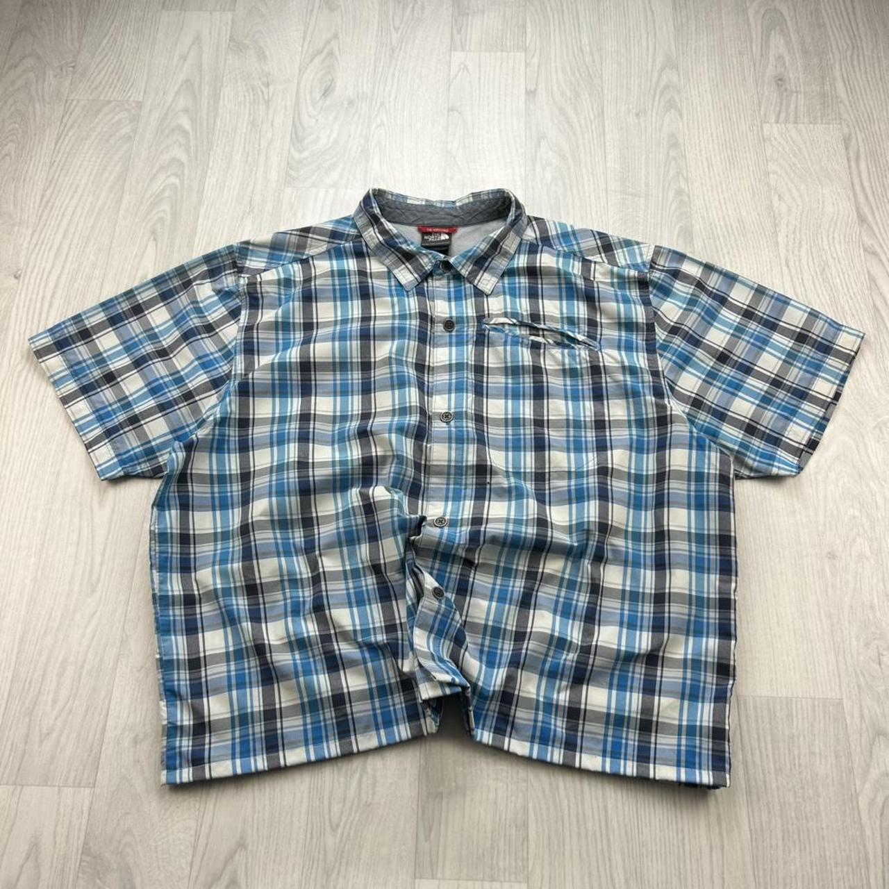VINTAGE 00s THE NORTH FACE CHECKERED CROPPED SHORT SLEEVE BUTTON UP SHIRT BLUE