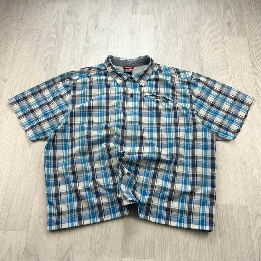 VINTAGE 00s THE NORTH FACE CHECKERED CROPPED SHORT SLEEVE BUTTON UP SHIRT BLUE