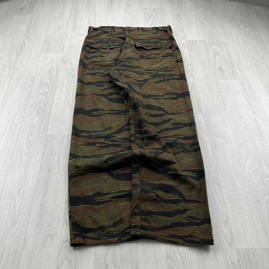 VINTAGE REALTREE BAGGY CAMO CARGO PANTS
