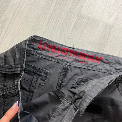 VINTAGE Y2K UNION BAY BAGGY LOOSE CAMO SHORTS BLACK