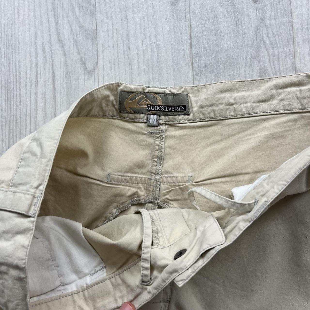 VINTAGE Y2K QUIKSILVER TECHNICAL BAGGY CARGO SHORTS CREAM