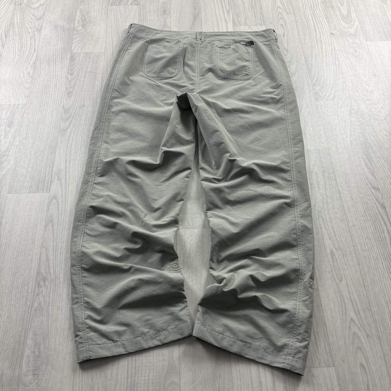 VINTAGE Y2K THE NORTH FACE BAGGY LOW RISE TROUSERS GREY