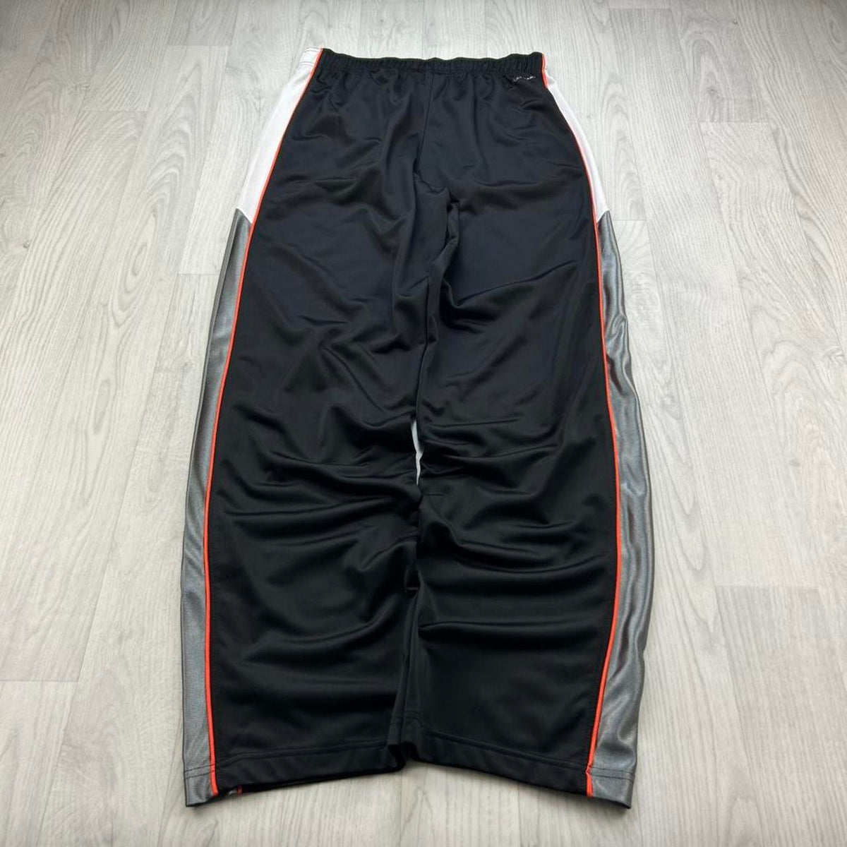 VINTAGE Y2K REEBOK BAGGY TRACKSUIT BOTTOMS BLACK